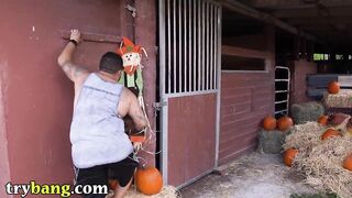 TRYBANG.COM - Pumpkin Booty Patch With Rose Monroe and Valentina Jewels