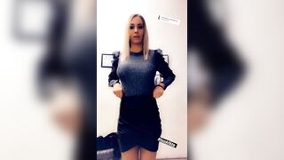 Virginie mumfit (fitgirl) hot fit milf in sexy dress heels