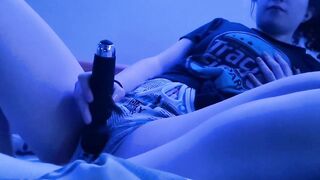 Teenage Girl Pleases herself with her Vibrator