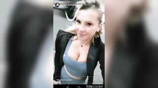 Evelyn Burdecki praesentiert ihre Ficktitten auf Instagram