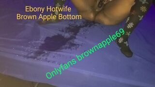 Hotwife Squirts like a River