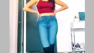 Kira Kosarin - TikTok Instastory