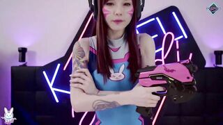 D.VA loves a dick in her tight ass. Karneli Bandi