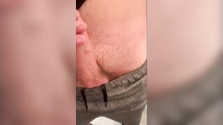 StepSis Can’t get enough of BWC.HUGE CUMSHOT