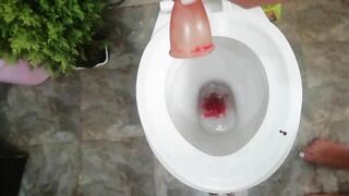 Menstrual Cup Removal and Peeing. Girl's Period Porn