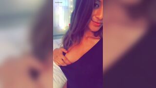 Paki babe exposing boobs on snapchat