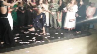 jiya khan mujra dance - YouTube.MKV