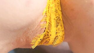 Closeup Naked Milf Picture Slideshow and Orgasm Audio