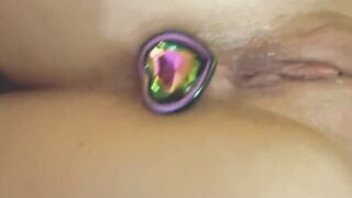 MY FIRST BUTT PLUG & FINGER FUCKED POV! SOAKING WET MILF PUSSY!!! - SYREN JAYMES