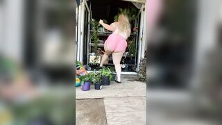 LUSCIOUS BODY, BLONDE LATINA BBW 08 (BIG JUICY ASS)