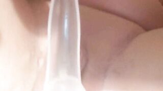 Speculum in pussy and show cervix close up