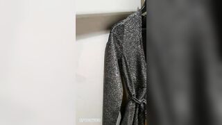 Sexual fun in the fitting room of the store