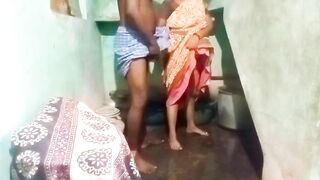 Priyanka aunty bathroom sex in home