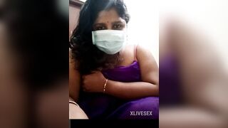 Telangana telgu married aunty show his nature boobs