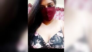 Desi Indian Sex video Divya aunty