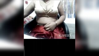 Desi Indian aunty ki mast figure