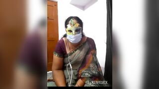 Desi Indian married unsatisfied chachi