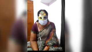 Desi Indian married unsatisfied chachi