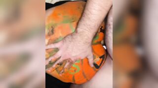 BOYFRIEND PAINTS A PUMPKIN ON MY BIG WHITE ASS AND THEN SMASHES IT ????????