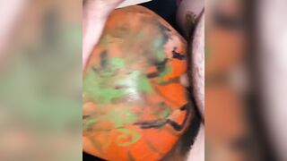 BOYFRIEND PAINTS A PUMPKIN ON MY BIG WHITE ASS AND THEN SMASHES IT ????????