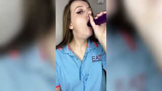 DEEP SUCTION OF A DOUBLE DILDO FROM A CUTIE