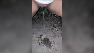 GUYANESE PISSING IN PUBLIC