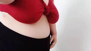 Ssbbw My big body trying to fit in tight shorts