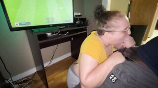 Watch her take my soul playing fifa ????