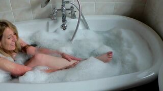 A  Simple Soak in the Bath for Beenie B with a little tease along the way