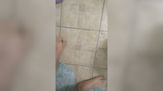 Dirty Talking Camgirl Slut TRIES to Pee into Toliet Standing Up & FAILS! Pissy Mess Bathroom Floor!!