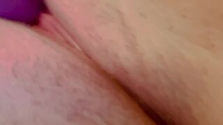 Watch me cum with my vibrator