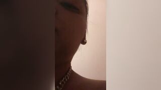 Close Up Of Pretty Mamacita Cumming On BBC