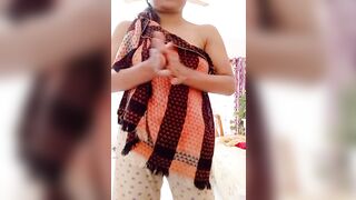 Tamil sexy aunty after shower sexy body in towel secret mms