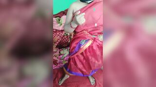 Indian girl Dancing in red Sharee and showing her naked body