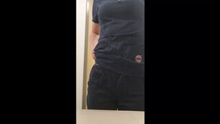 Lady DTF finger fucks herself at work