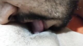 Delicious oral, i love his tongue