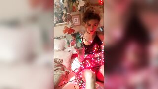 Seductress Gets Festive for the Whoreildays