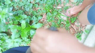 Srilankan Petite Village Girl Outdoor Sex