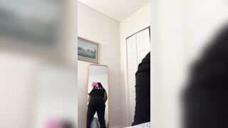 Humping In The Mirror!