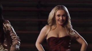 Hayden Panettiere is SO HOT